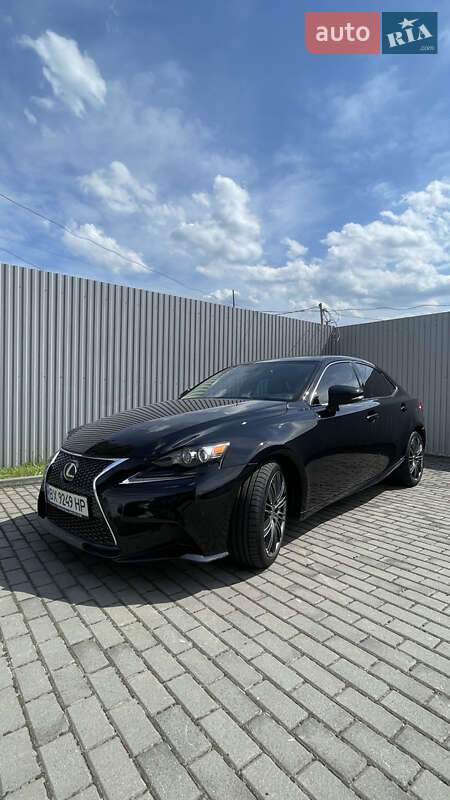 Седан Lexus IS 2014 в Хмельницком