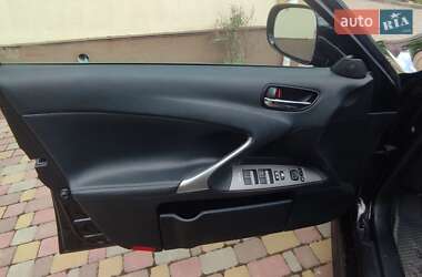 Седан Lexus IS 2010 в 