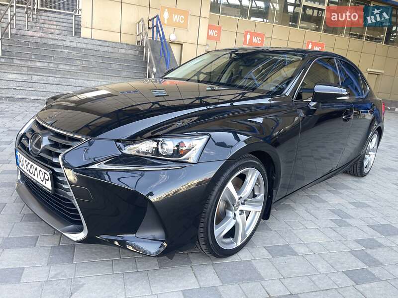 Седан Lexus IS 2017 в Києві