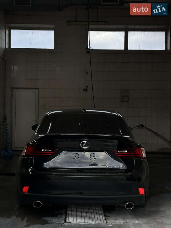 Седан Lexus IS 2013 в Києві фото 4 Седан Lexus IS 2013 в Києві