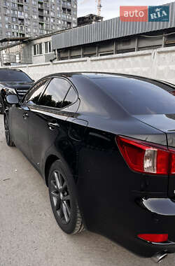 Седан Lexus IS 2011 в 