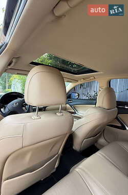 Седан Lexus IS 2006 в 