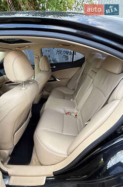 Седан Lexus IS 2006 в 
