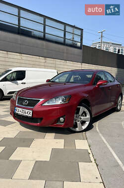 Lexus IS 2012