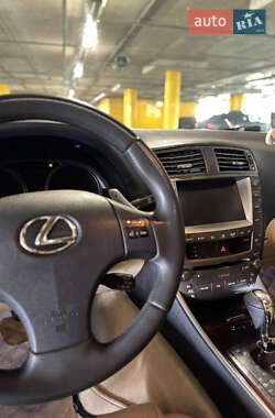 Седан Lexus IS 2006 в Киеве