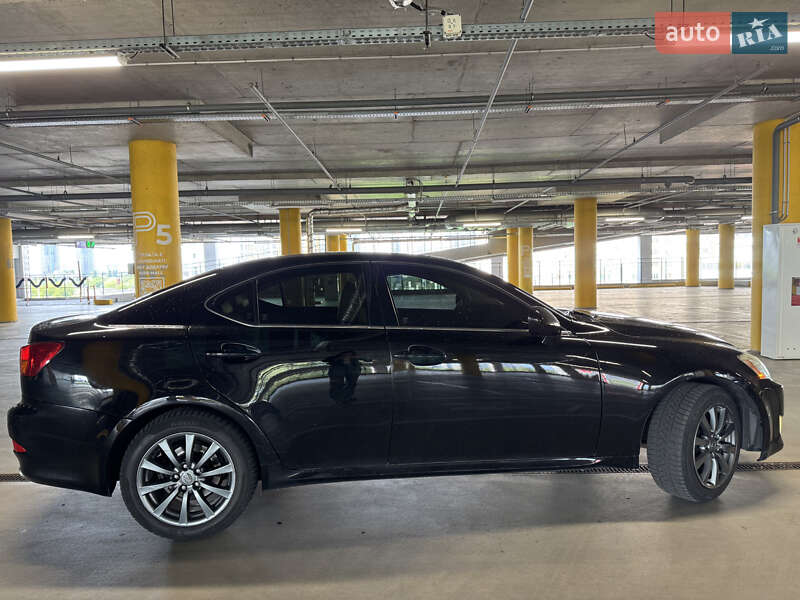 Седан Lexus IS 2006 в Києві