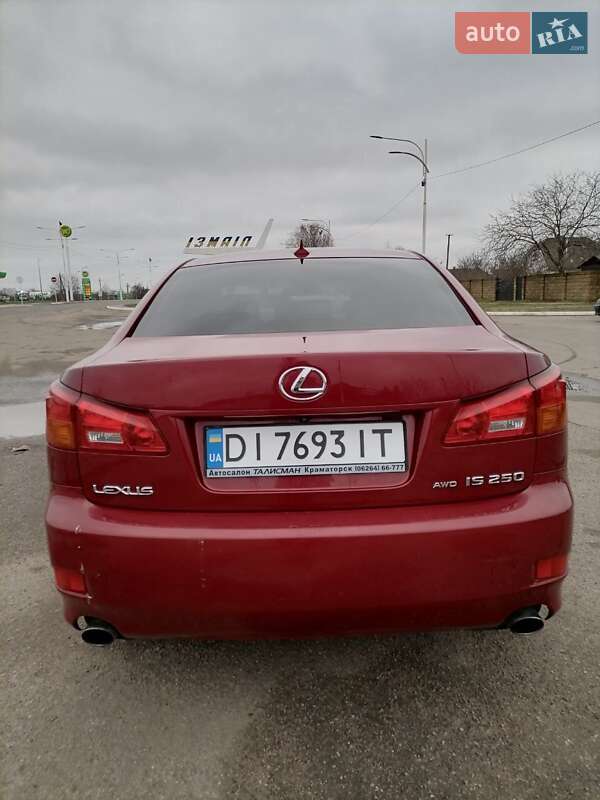 Седан Lexus IS 2008 в Ізмаїлі