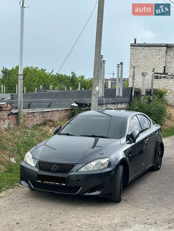 Lexus IS 2006