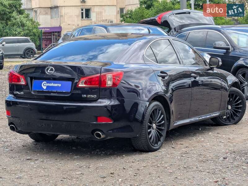 Седан Lexus IS 2011 в Києві