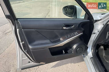 Седан Lexus IS 2014 в Киеве