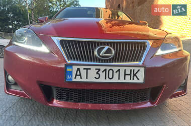 Седан Lexus IS 2011 в 