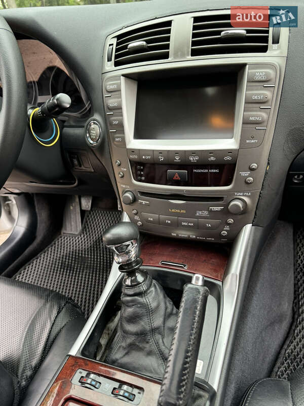Седан Lexus IS 2006 в Харькове
