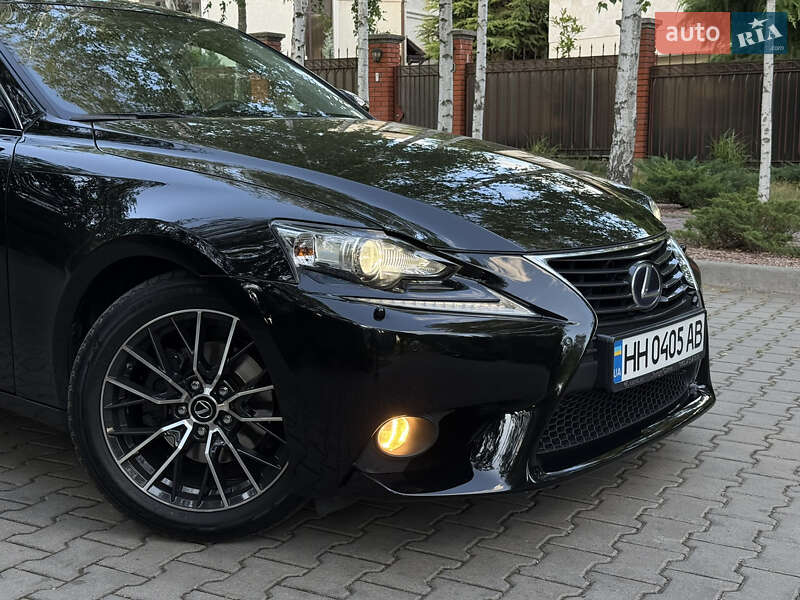 Седан Lexus IS 2014 в Одессе