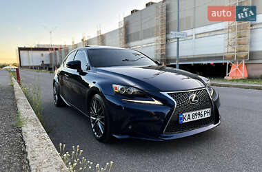 Седан Lexus IS 2014 в Киеве