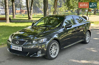 Седан Lexus IS 2005 в Киеве