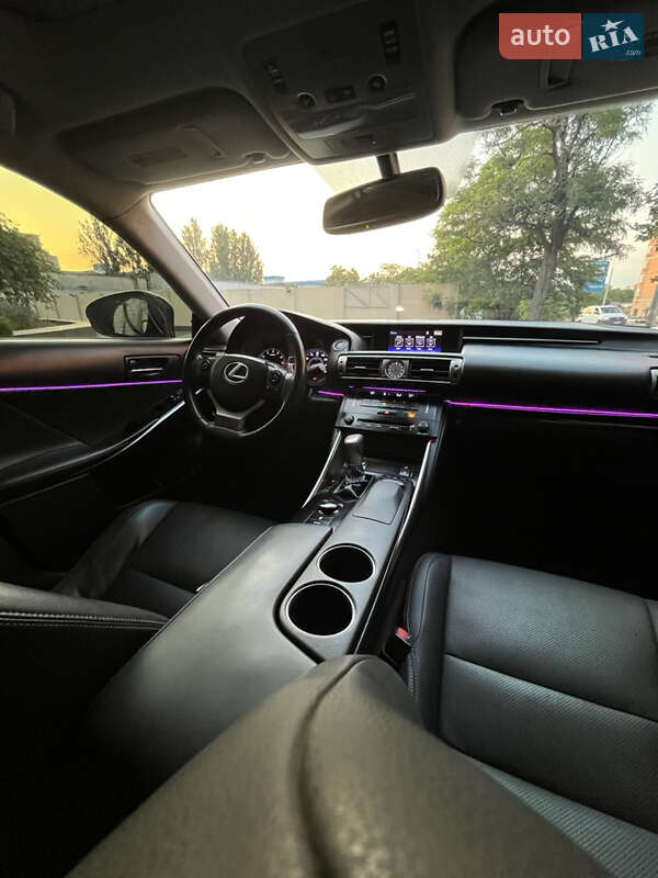 Седан Lexus IS 2013 в Одессе