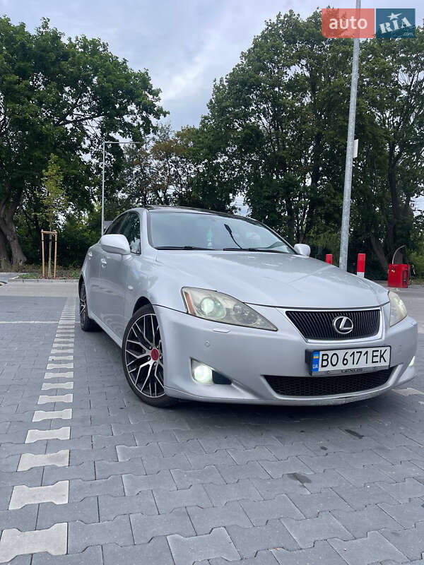 Lexus IS 2006
