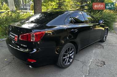 Седан Lexus IS 2011 в 