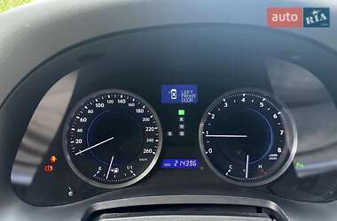 Седан Lexus IS 2011 в 