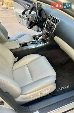 Седан Lexus IS 2006 в 