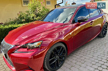 Седан Lexus IS 2014 в Шептицькому