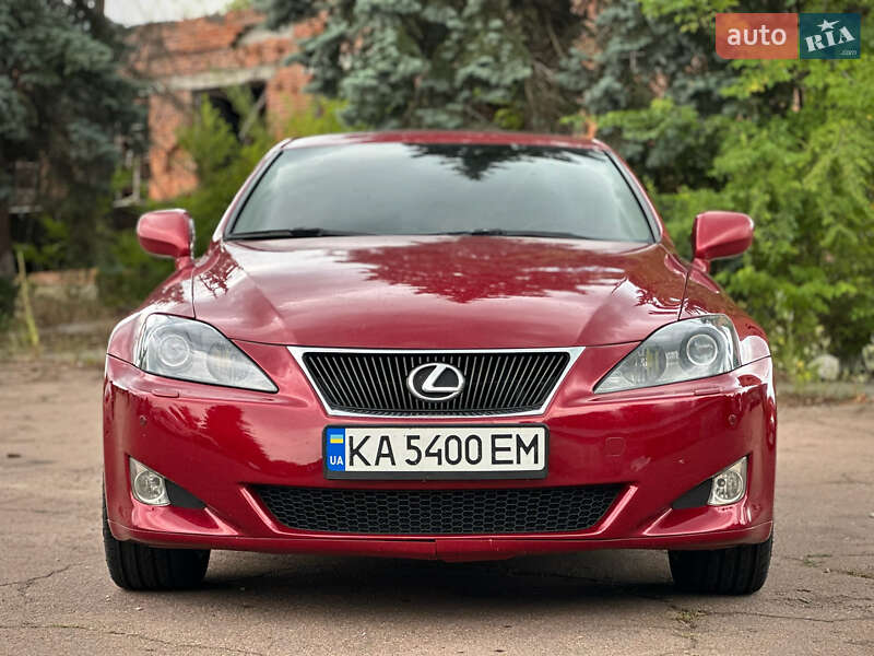 Седан Lexus IS 2007 в Киеве