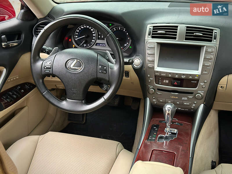 Седан Lexus IS 2007 в Киеве
