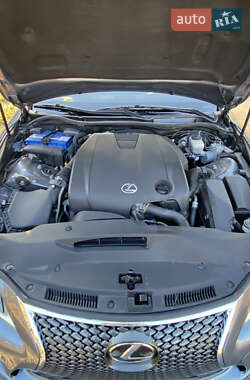 Седан Lexus IS 2013 в 