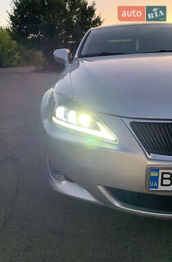 Седан Lexus IS 2007 в 