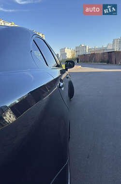 Седан Lexus IS 2005 в 