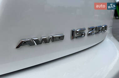 Седан Lexus IS 2013 в 