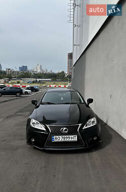 Седан Lexus IS 2005 в 