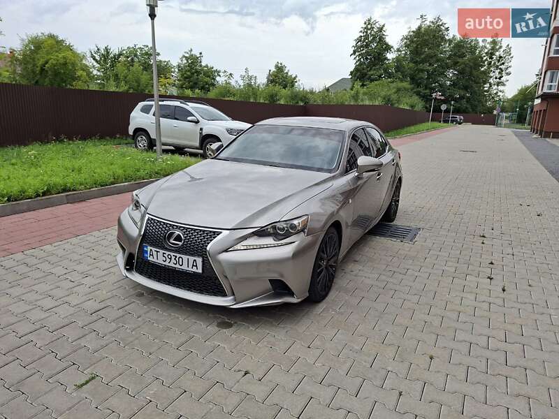 Седан Lexus IS 2013 в Івано-Франківську фото 4 Седан Lexus IS 2013 в Івано-Франківську