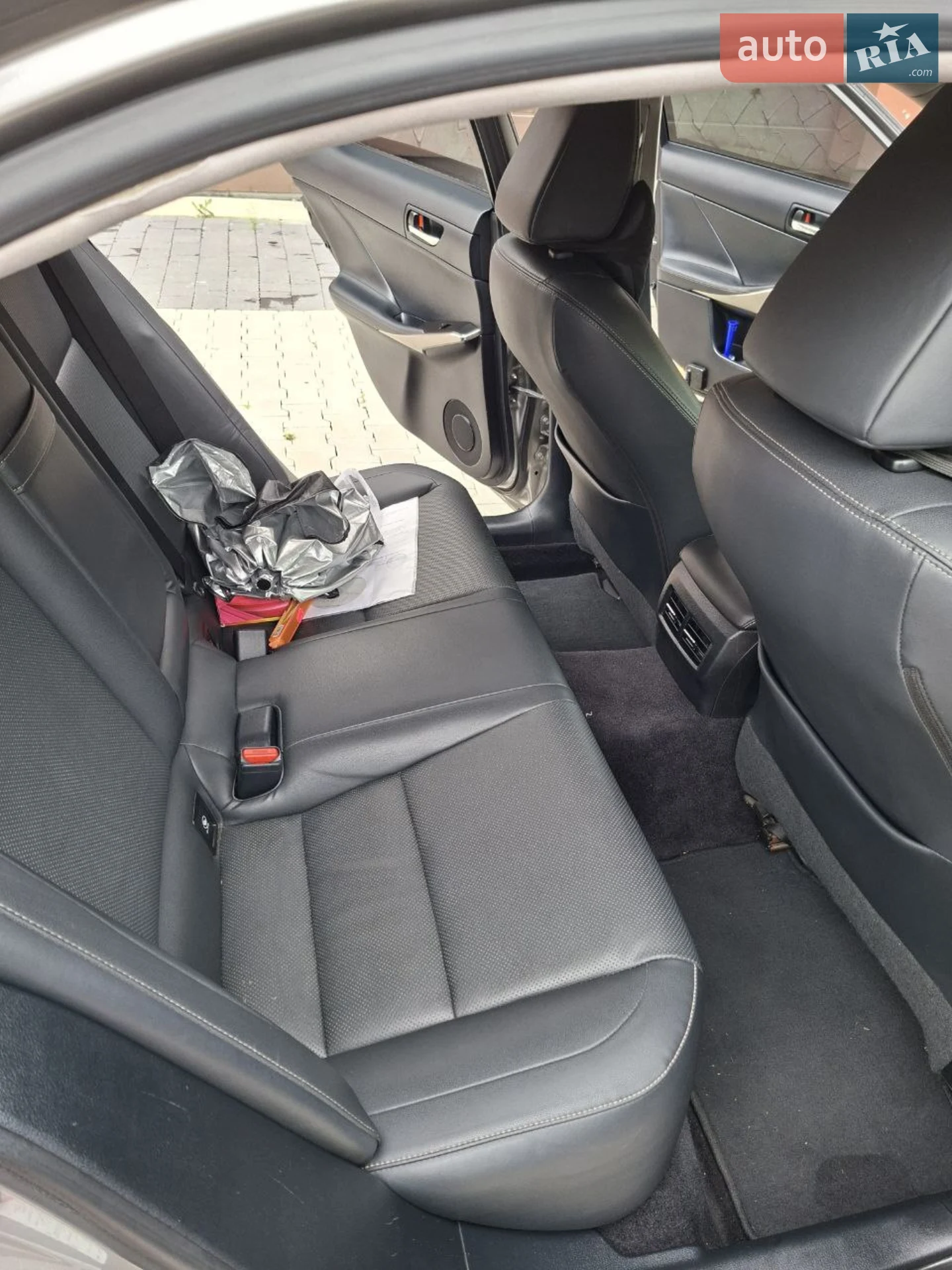2013 Lexus IS - мініатюра 13