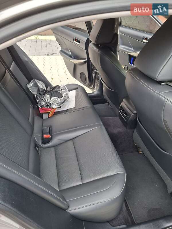 Седан Lexus IS 2013 в Івано-Франківську фото 13 Седан Lexus IS 2013 в Івано-Франківську