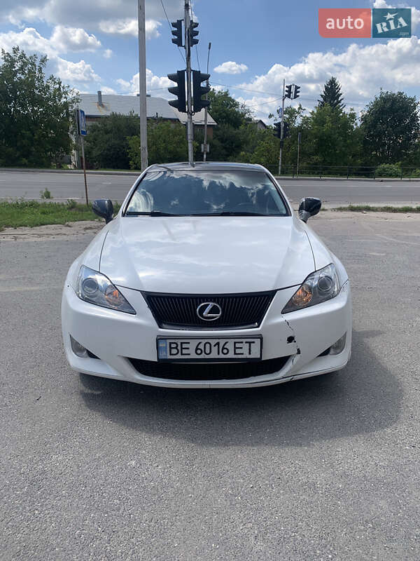 Lexus IS 2008