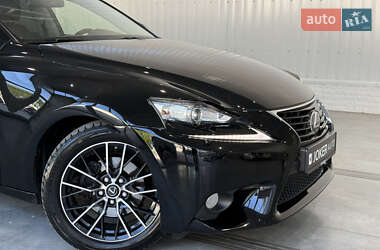 Седан Lexus IS 2014 в 