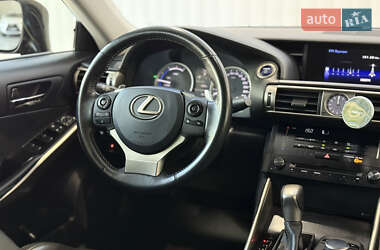 Седан Lexus IS 2014 в 
