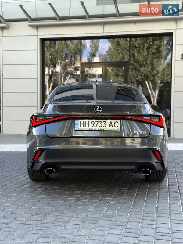 Седан Lexus IS 2023 в Одессе