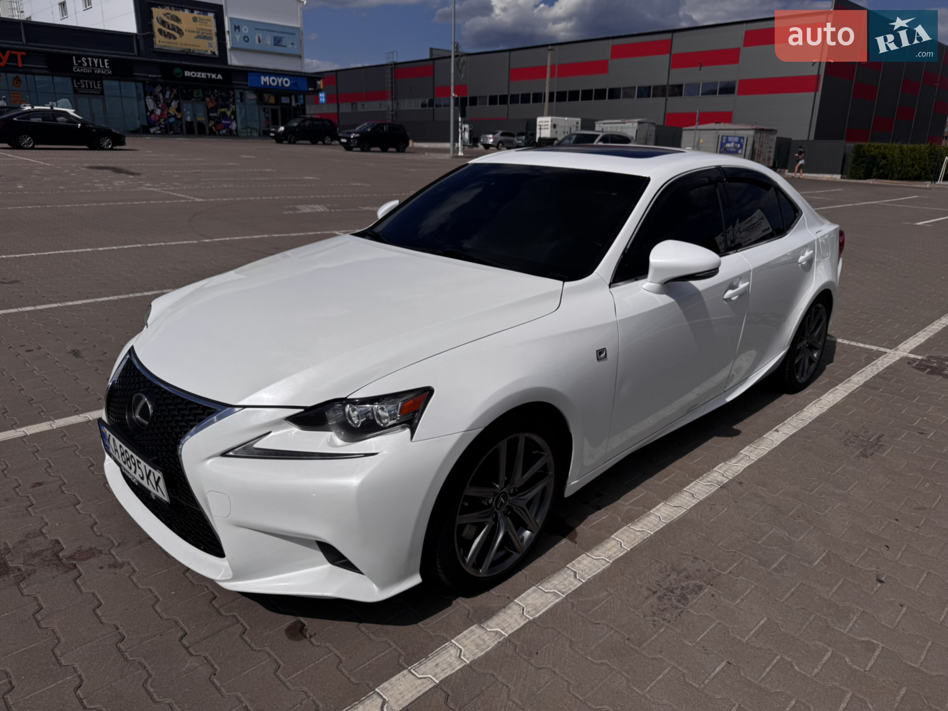 2015 Lexus IS - мініатюра 4
