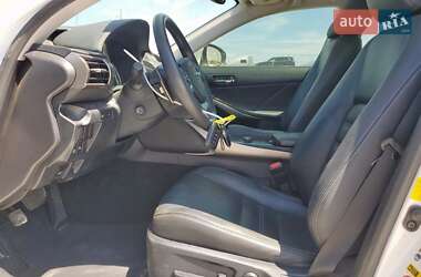 Седан Lexus IS 2014 в 