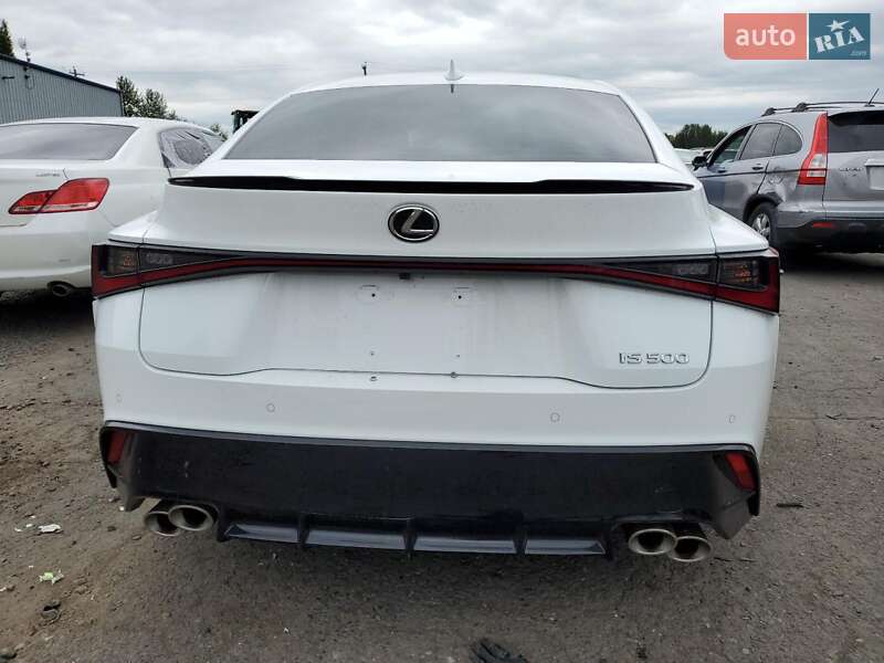 Седан Lexus IS 2024 в Львове