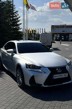 Седан Lexus IS 2017 в Одесі
