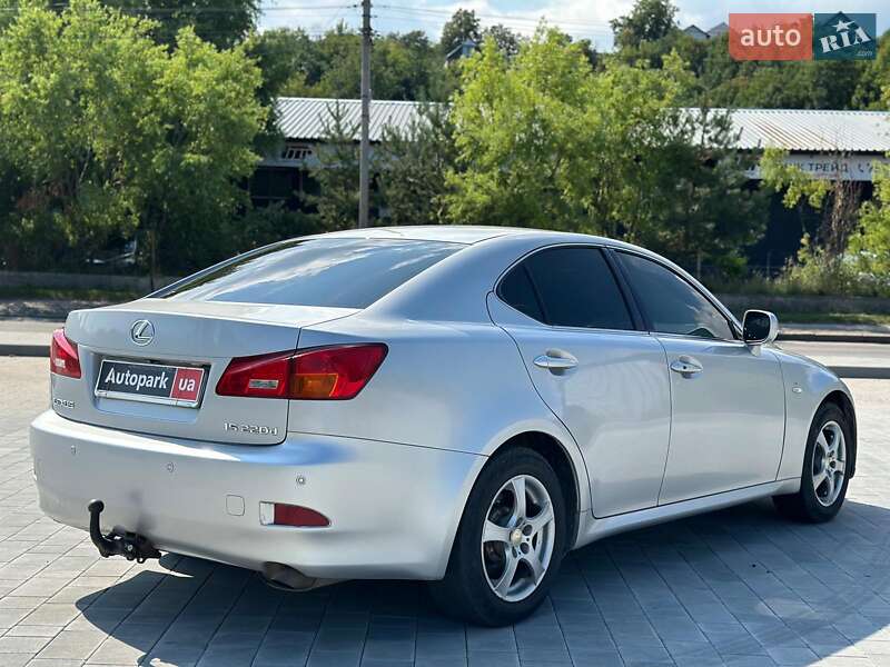 Седан Lexus IS 2006 в Виннице