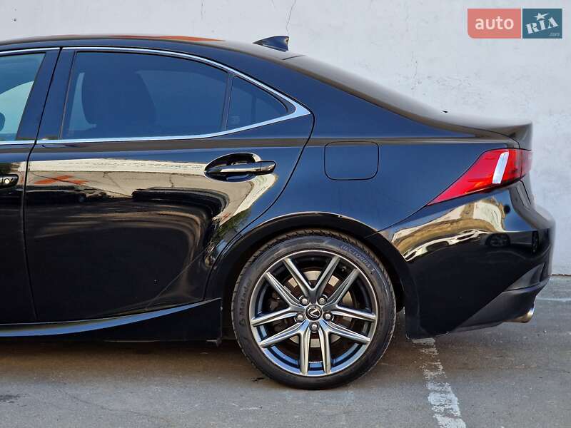 Седан Lexus IS 2016 в Одессе