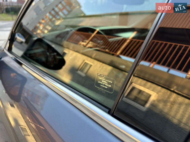 Седан Lexus IS 2014 в Киеве