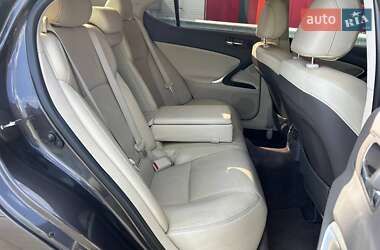 Седан Lexus IS 2010 в 