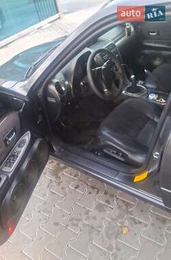 Седан Lexus IS 2000 в 