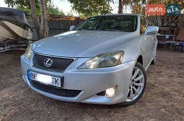 Седан Lexus IS 2005 в 