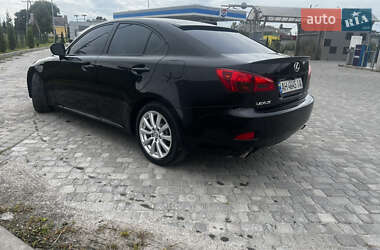 Седан Lexus IS 2005 в 